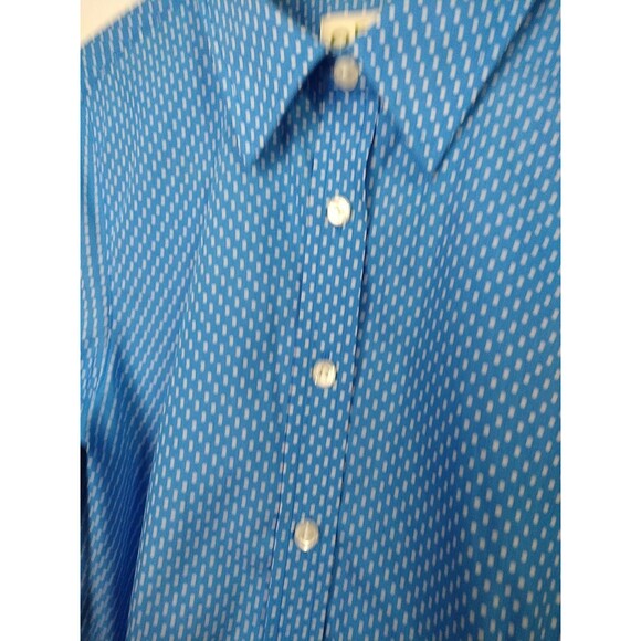 Orvis Woman 8 Blue White Polka Dot Wrinkle Resist LS Button Business Casual... - Picture 4 of 8
